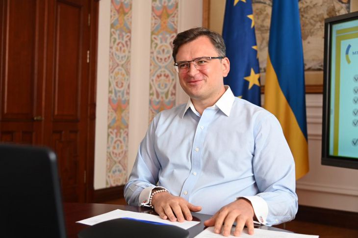 Дипломатів мотивуватимуть  їхати у віддалені куточки планети
