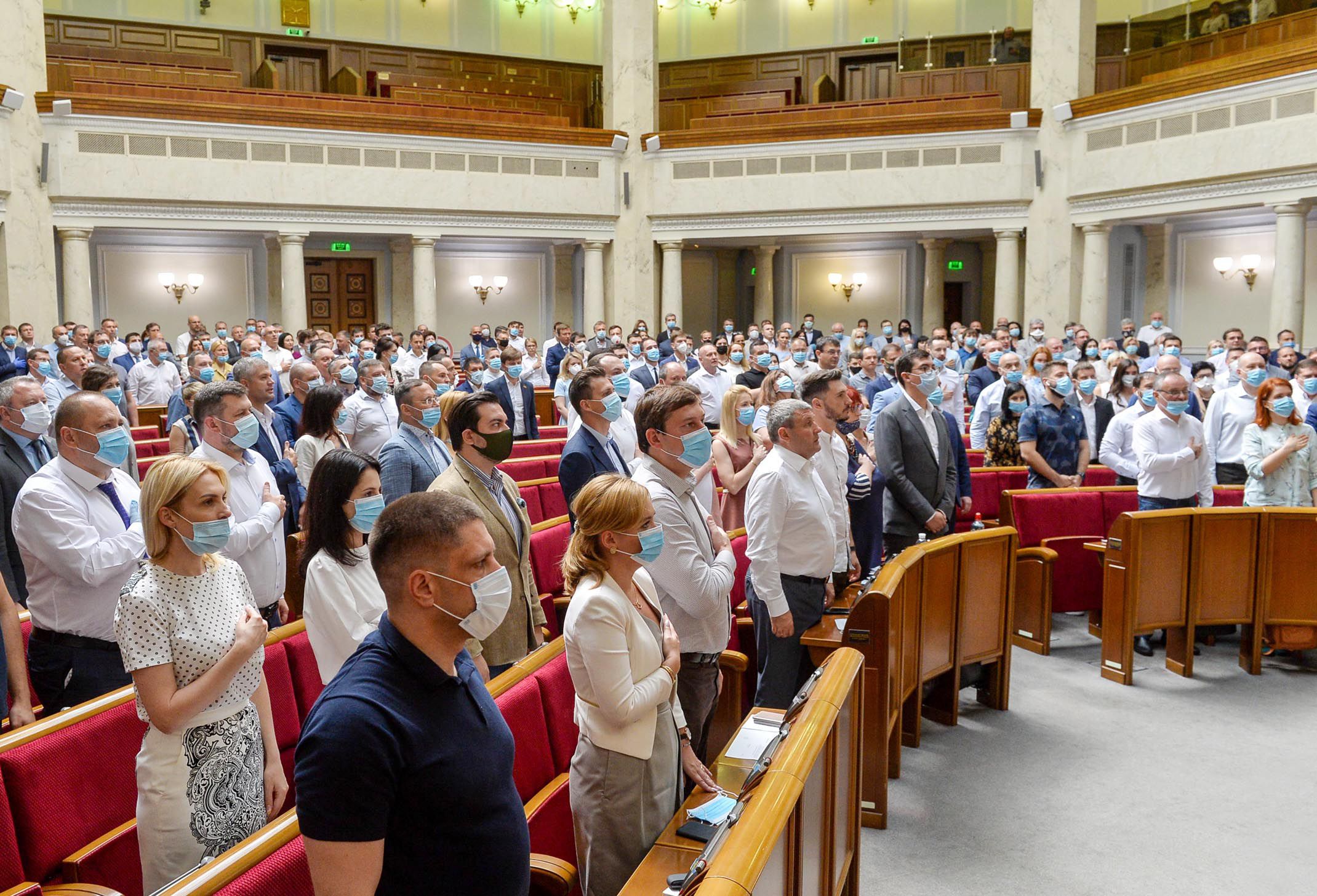 Ми повинні діяти в межах повноважень, закріплених Конституцією