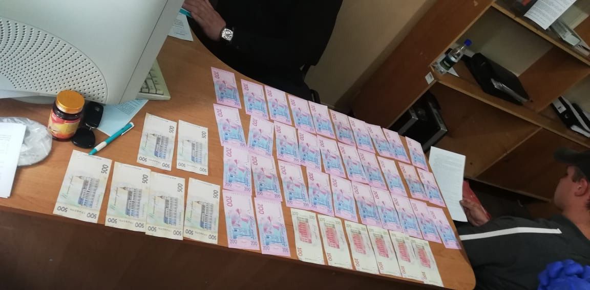 В Охтирці карають водія, бо викуповував посвідчення