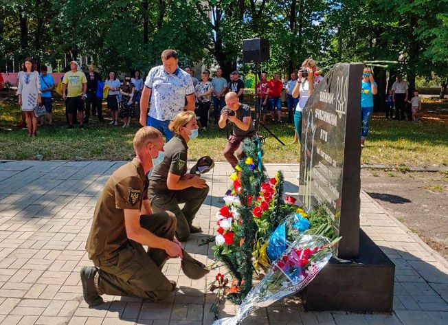 Мешканці Попасної вшанували подвиг визволителів