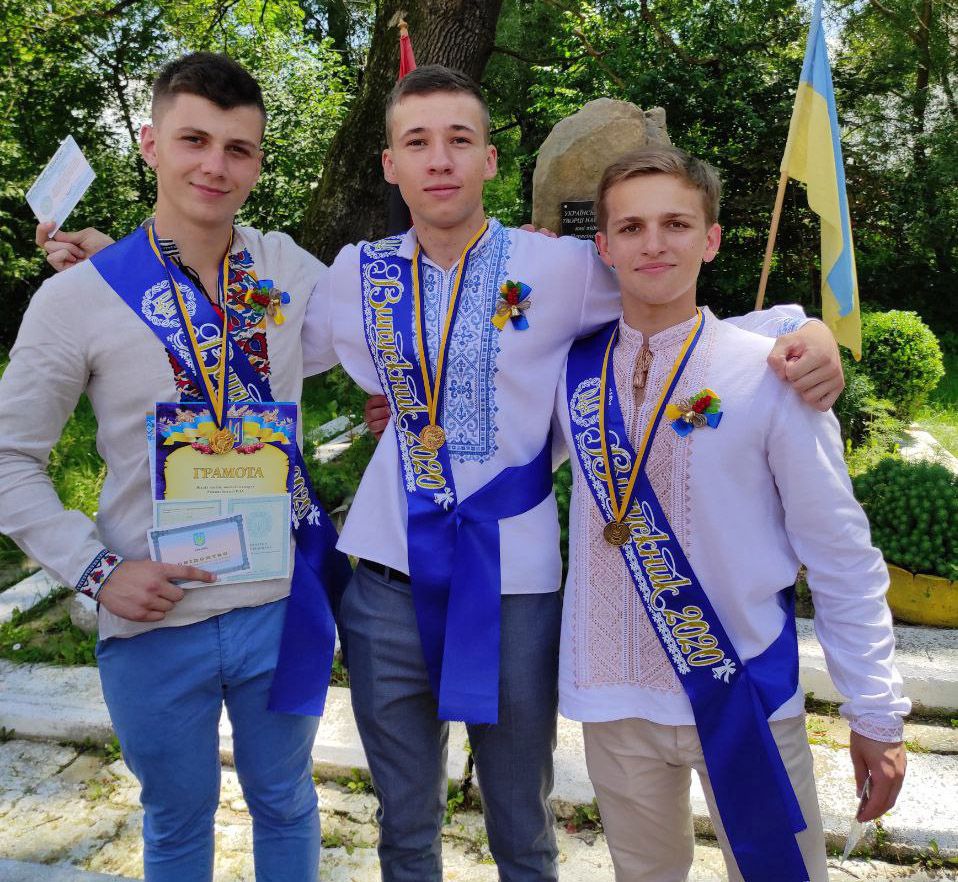 «Щаслива парта»  Олександра Люкляна