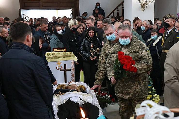 Львівщина: Земляки попрощались  із курсантом