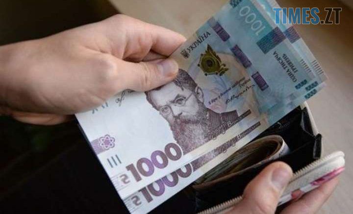 Житомирщина: Боргують більше, а платять менше