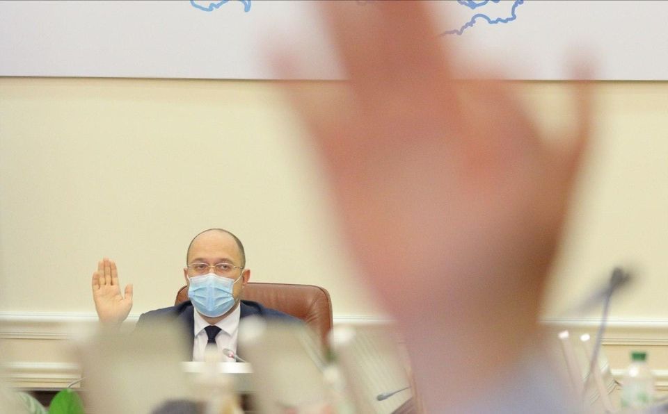 Уряд звільнив керівників держорганів містобудування