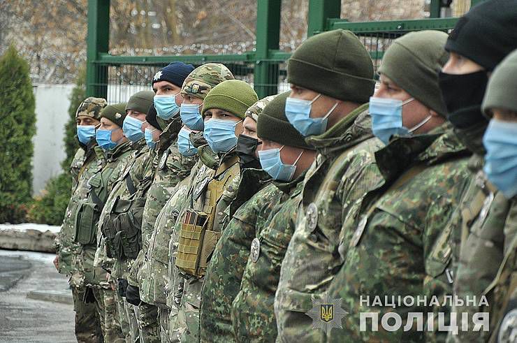 Поліцейські вирушили на Донбас