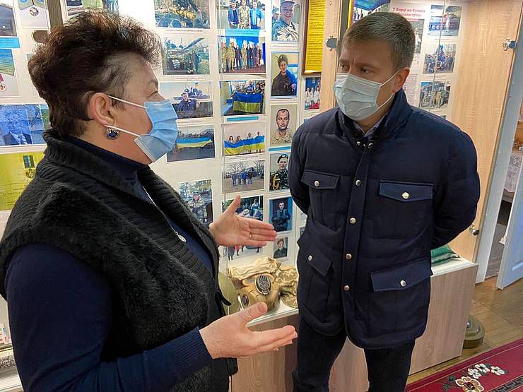 Ініціював виставку про земляків  голова Корецької РДА — учасник АТО