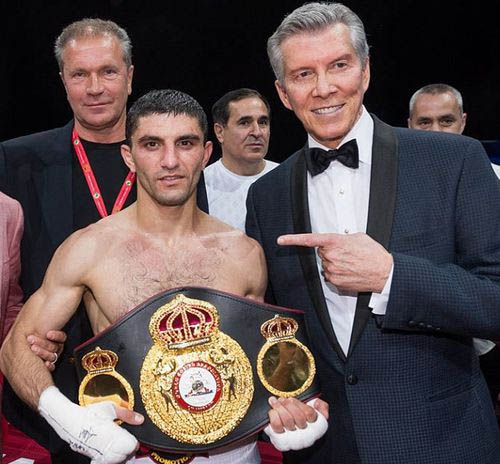 Бокс: Далакяна викликав володар пояса WBA