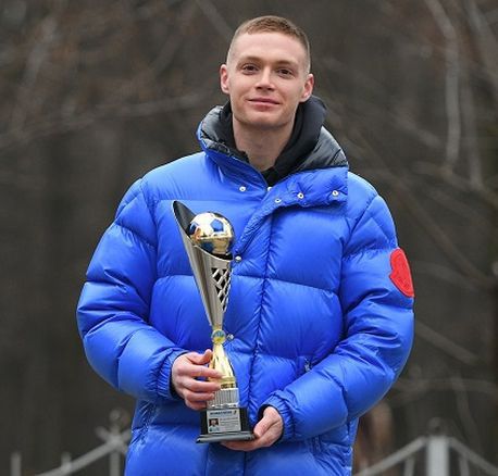 Футбол: Динамівці  поки що працюють удома