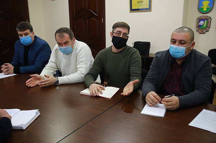 Захисникам запропоновано активніше захищатися
