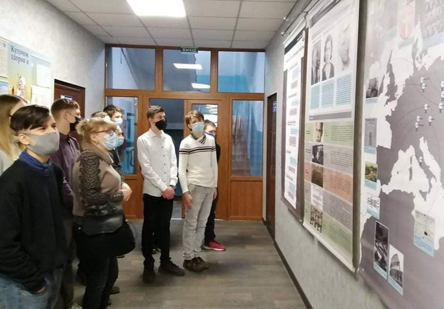 Історичні постаті опановують соцмережі
