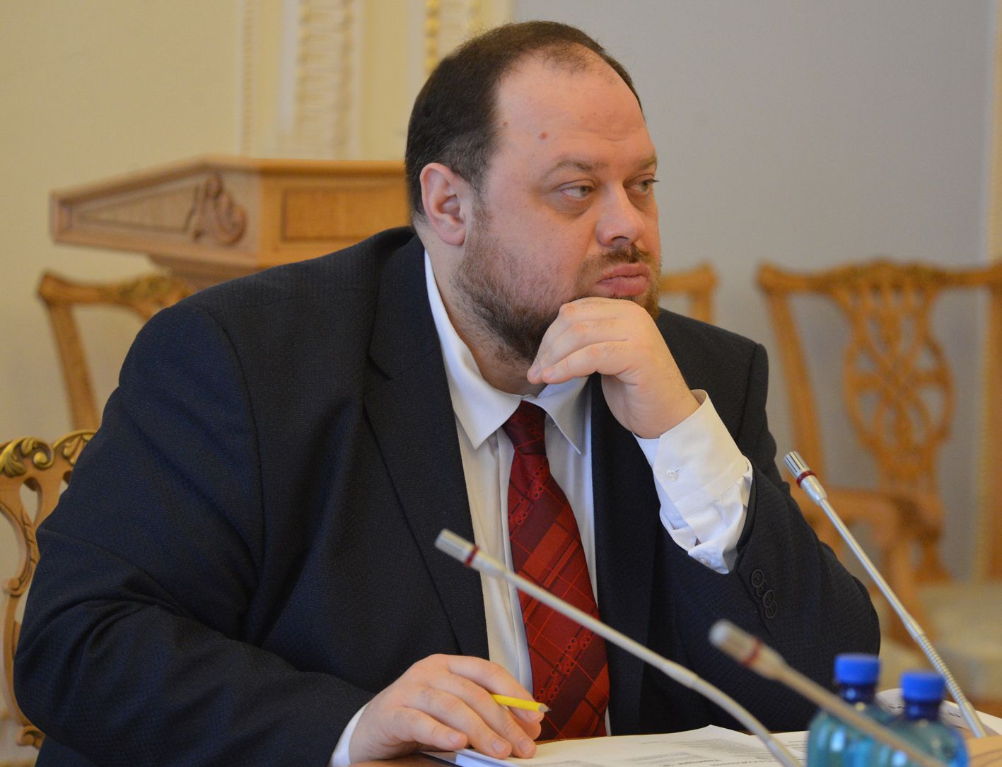 Обговорюють концепцію референдуму