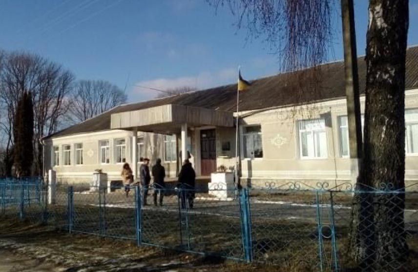 Рівненщина: Діти на дистанційці, але не через карантин
