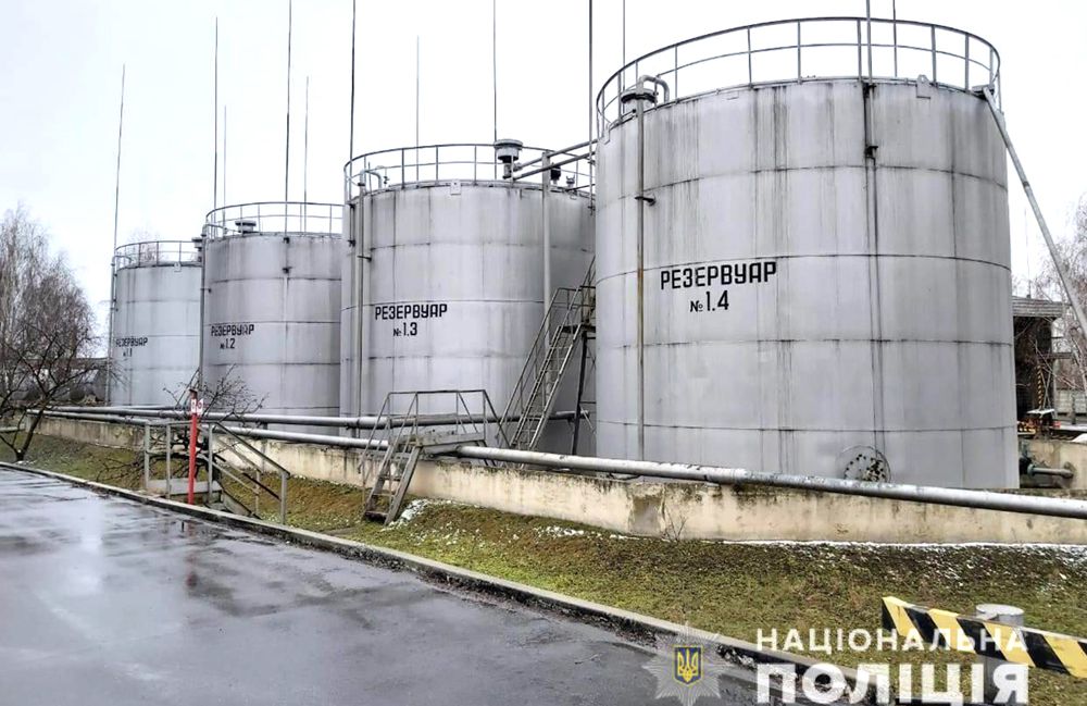 Кіровоградщина: Незаконні нафтопродукти