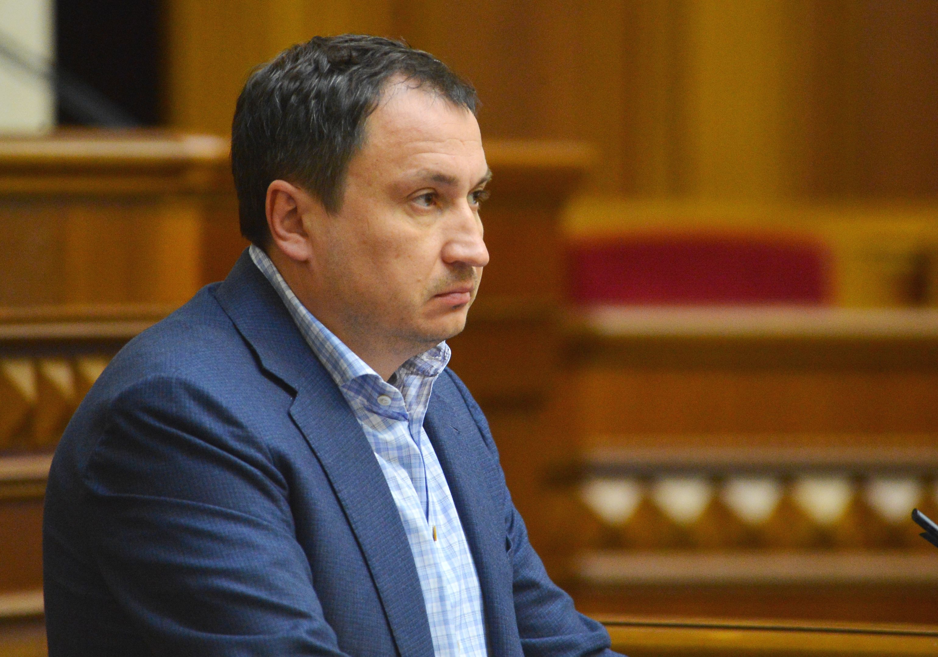 Розглянули майже половину «земельних» поправок