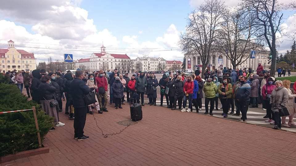 Чернігів: Вимагають відновити роботу ринків