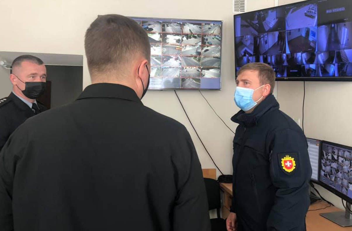 Прозорі фронт-офіси відкрито у Сарнах і Вараші