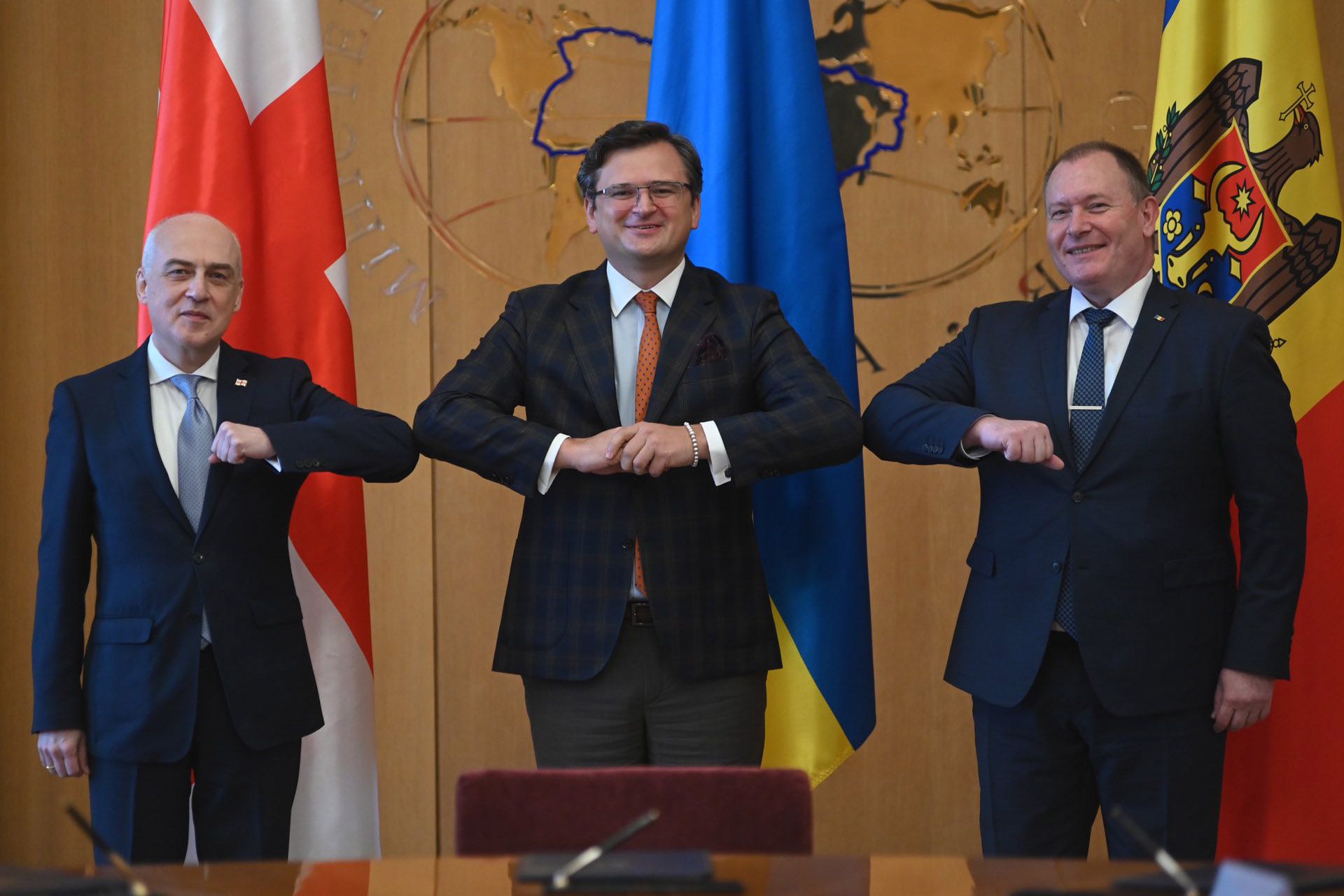 У Києві створили Асоційоване тріо