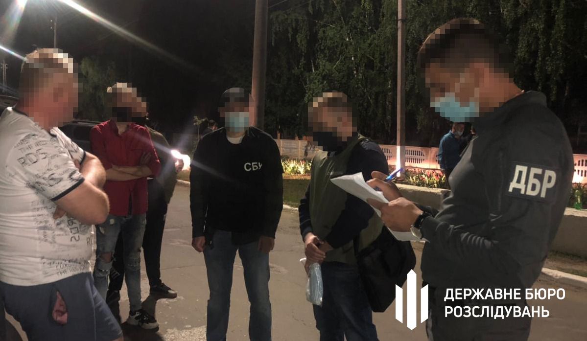 На Луганщині комісар погорів на хабарі