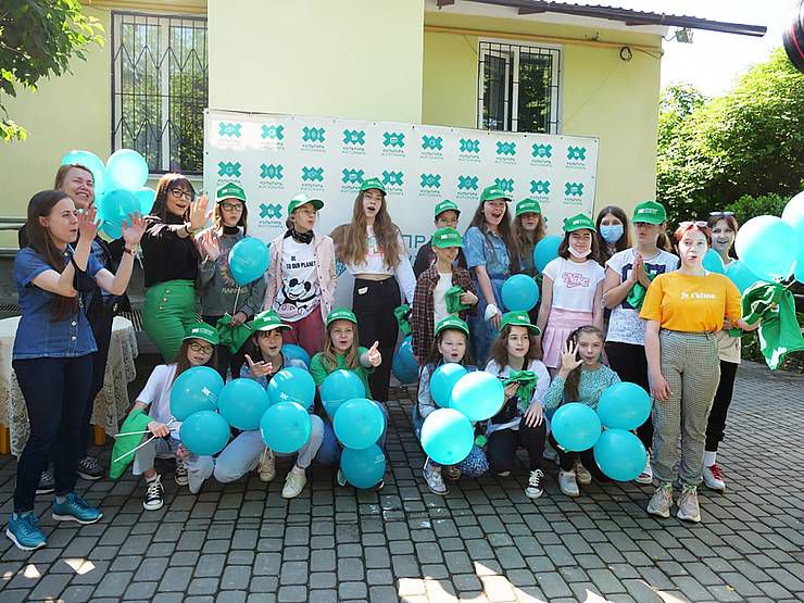 Житомир: До таборів запрошують юних художників і музикантів