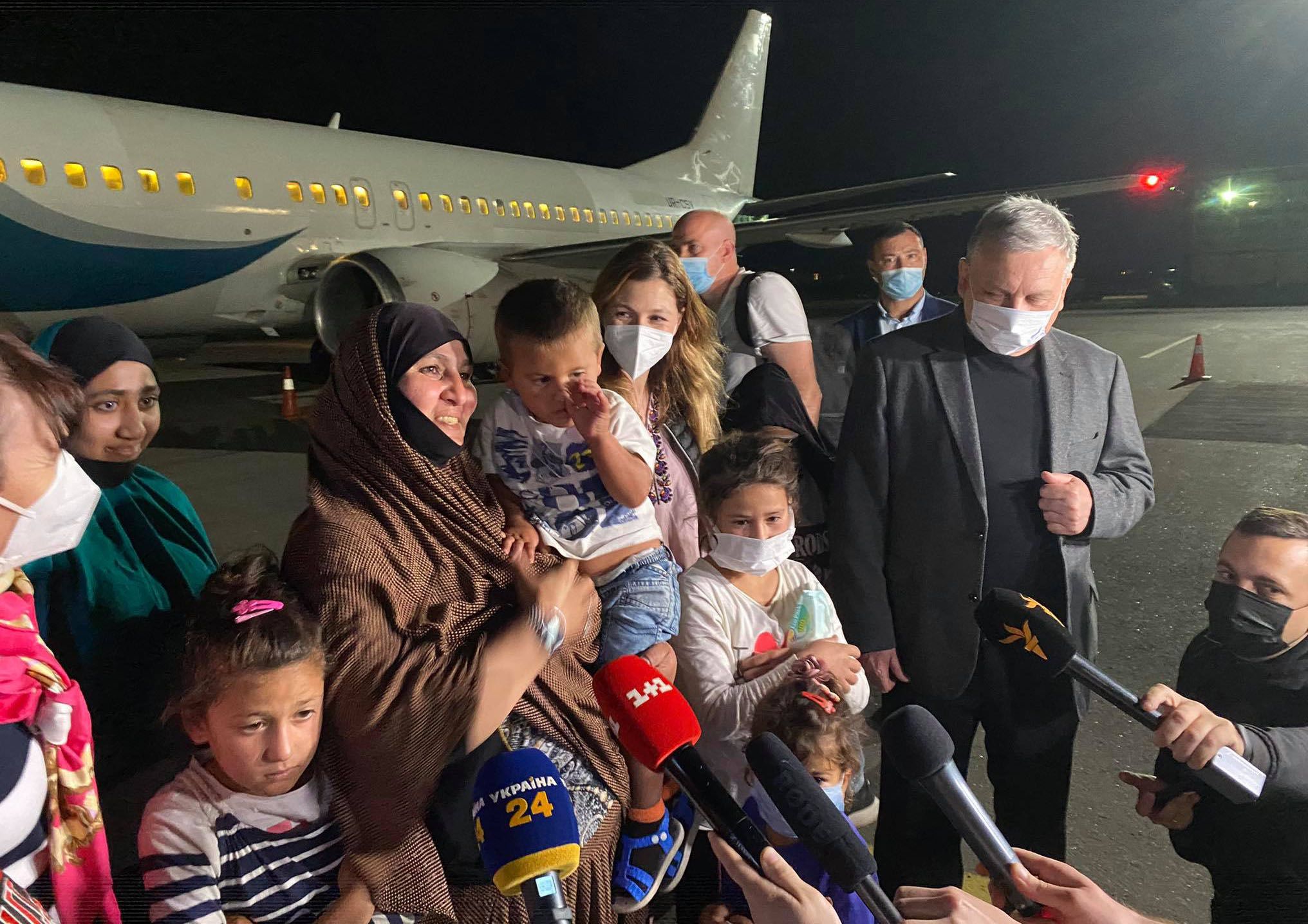 Із Сирії евакуювали ще вісім наших громадян