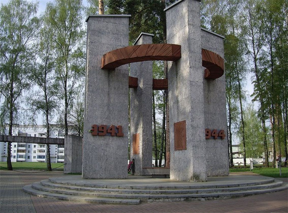І злетіли вони, як журавлі
