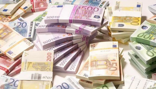 Антикризова допомога в Німеччині: уряд кошти дає, компанії… не беруть