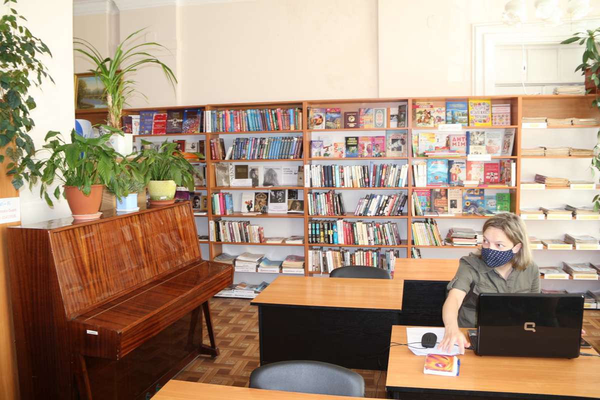 Запоріжчина: Бібліотекам — сучасну вітчизняну книжку