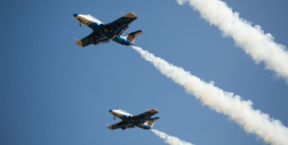 Дніпропетровщина: Станцюють гопак на чотирикілометровій висоті