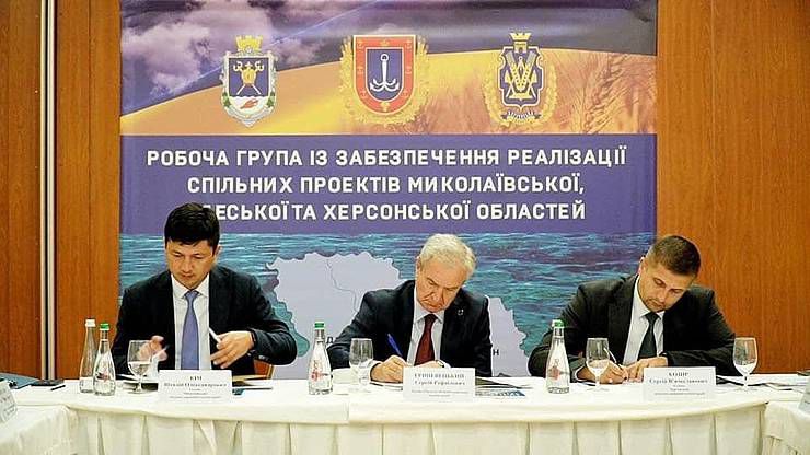 Триває співпраця південних областей
