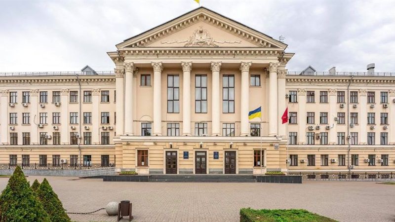 Дірки підлатали, але опалювальний сезон під питанням