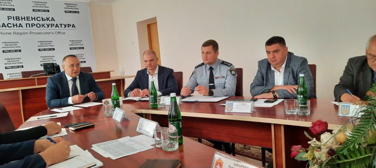 Рівненщина: Обговорили питання захисту довкілля