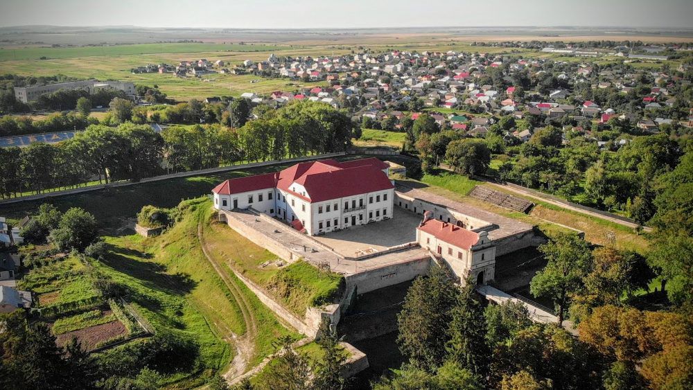 Тернопільщина: Обговорили туристичну привабливість краю