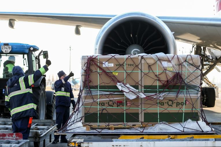 В Україну надійшло майже 3 млн доз вакцини Moderna