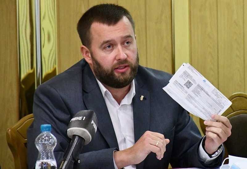 В облраді вимагають в операторів газу виправити ситуацію із завищеними платіжками