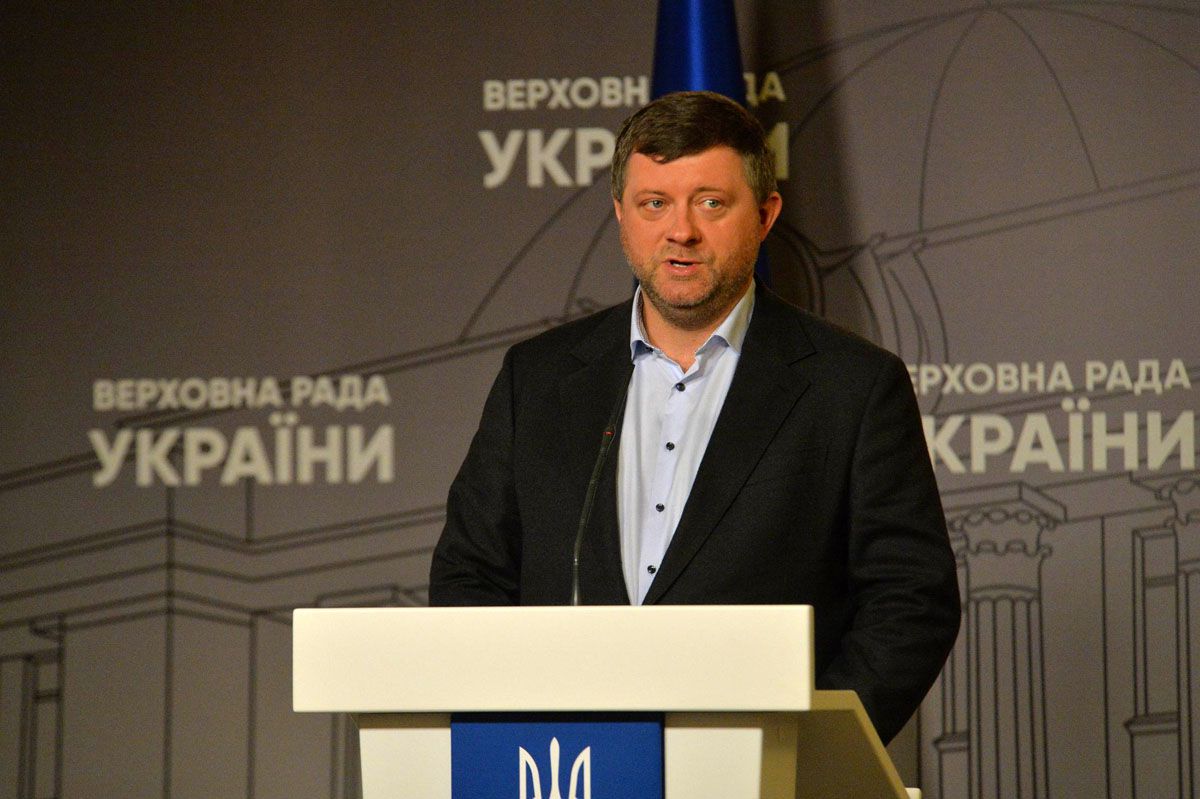 Покращать правову основу діяльності парламенту