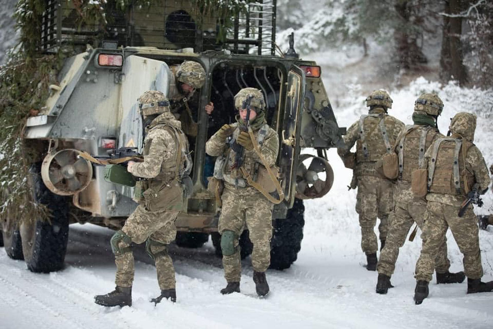 Завжди на захисті держави і суверенітету