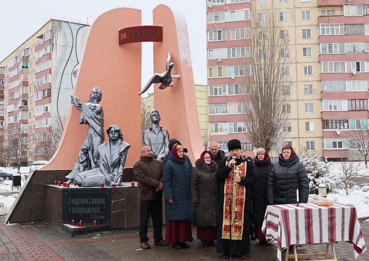 Рівненщина: У Вараській громаді вшанували ліквідаторів аварії на ЧАЕС