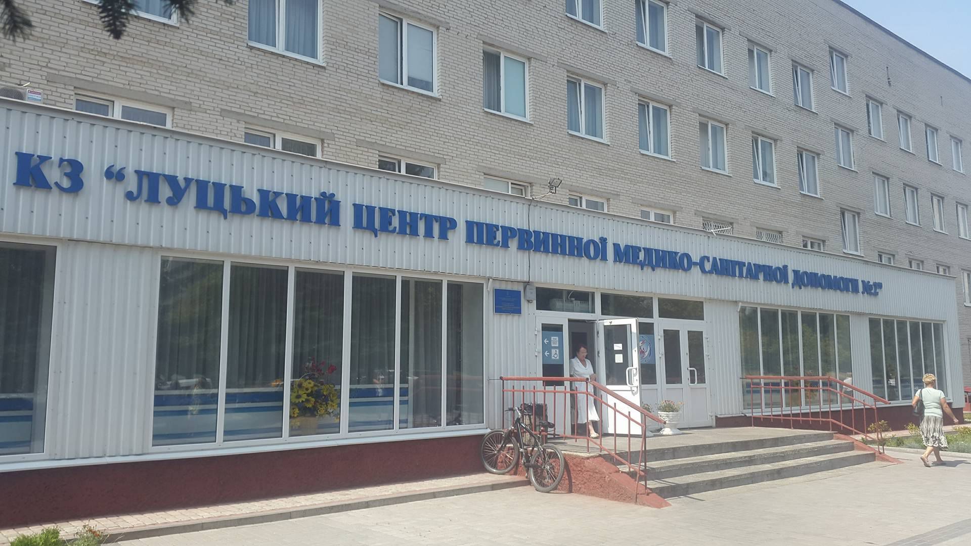 Масово звільняються спеціалісти