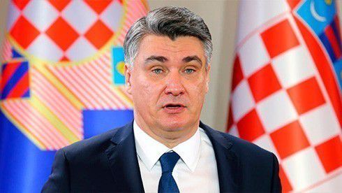 Прем’єр-міністр вибачився  за слова президента