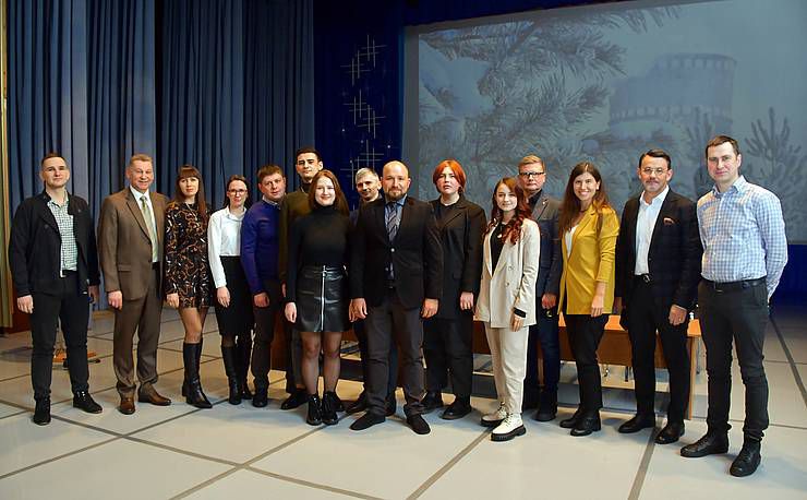 Керівник Рівненської АЕС спілкувався з молодими атомниками