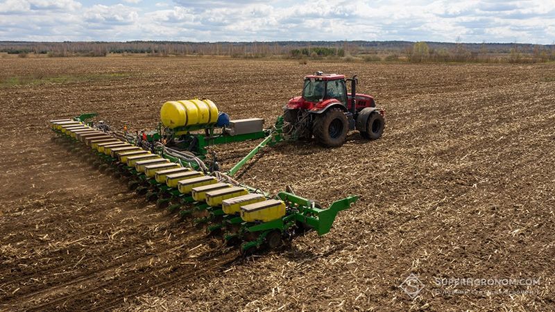 В Україні продовжується найскладніша та найважливіша посівна