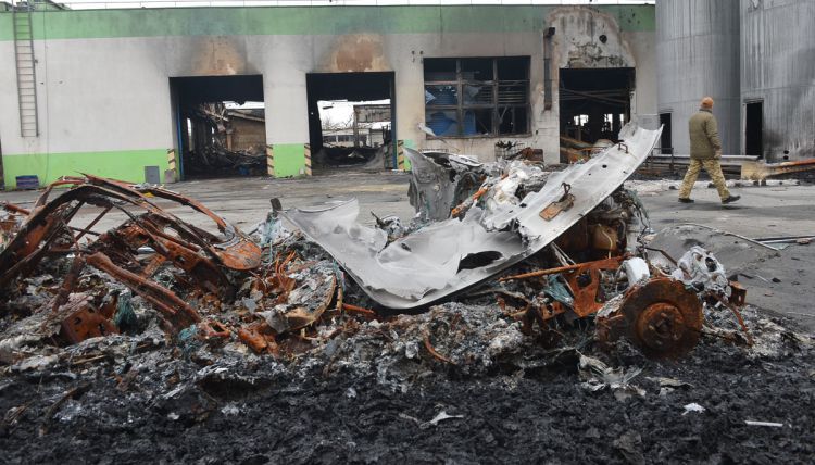 Били електрошокером та прикладами автоматів, стріляли під ноги