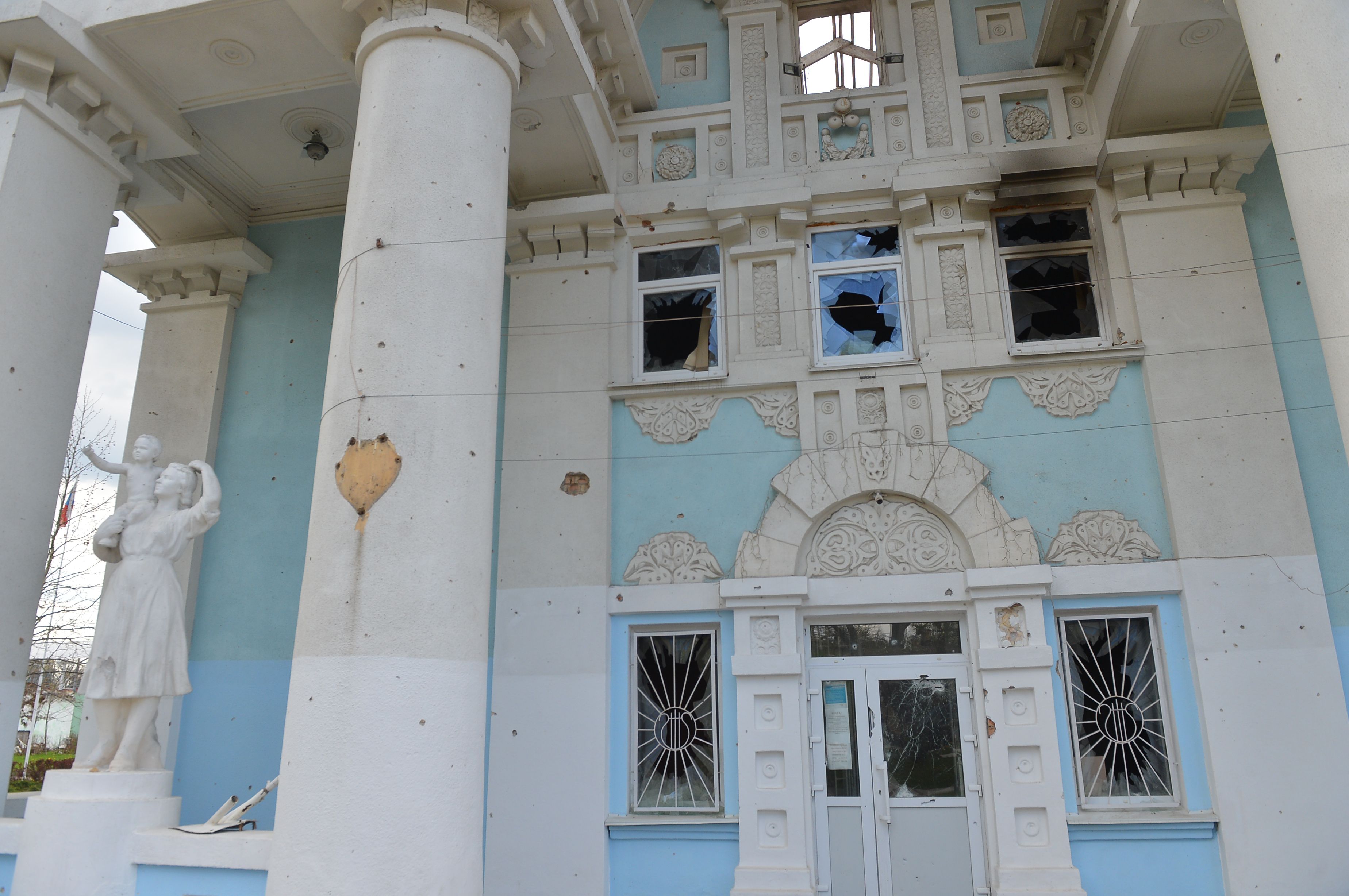 Нести свою «культуру у маси» війною – психопатологічне варварство…