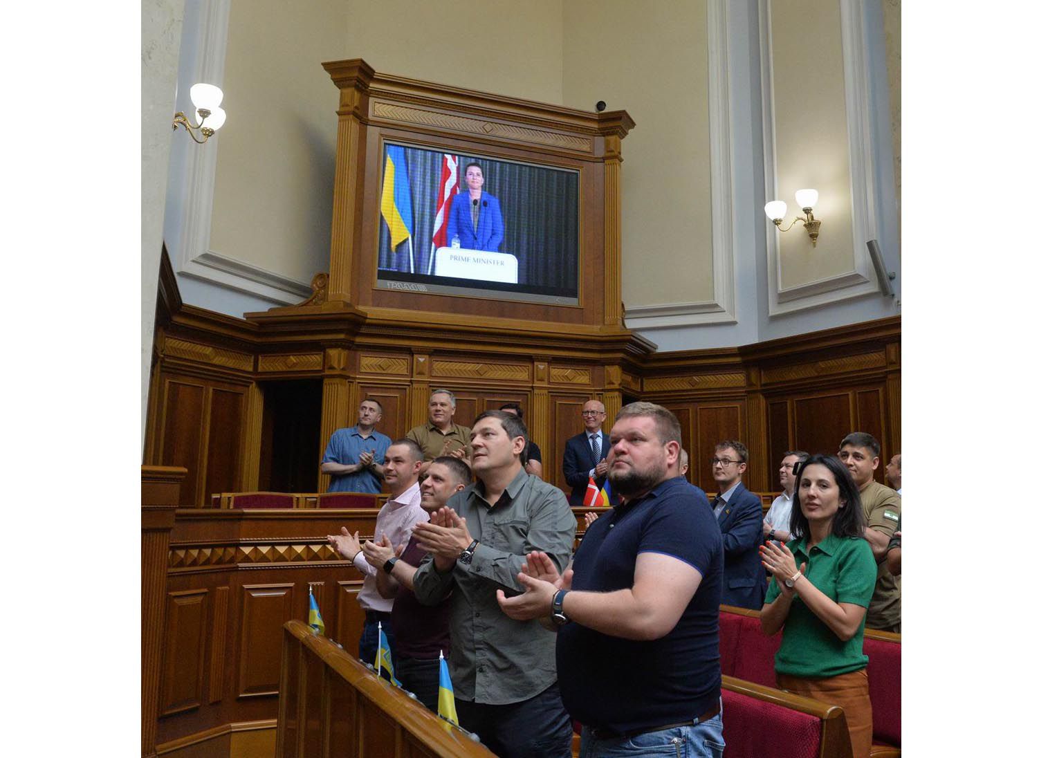 Верховна Рада повернула мита на імпортні товари та авто