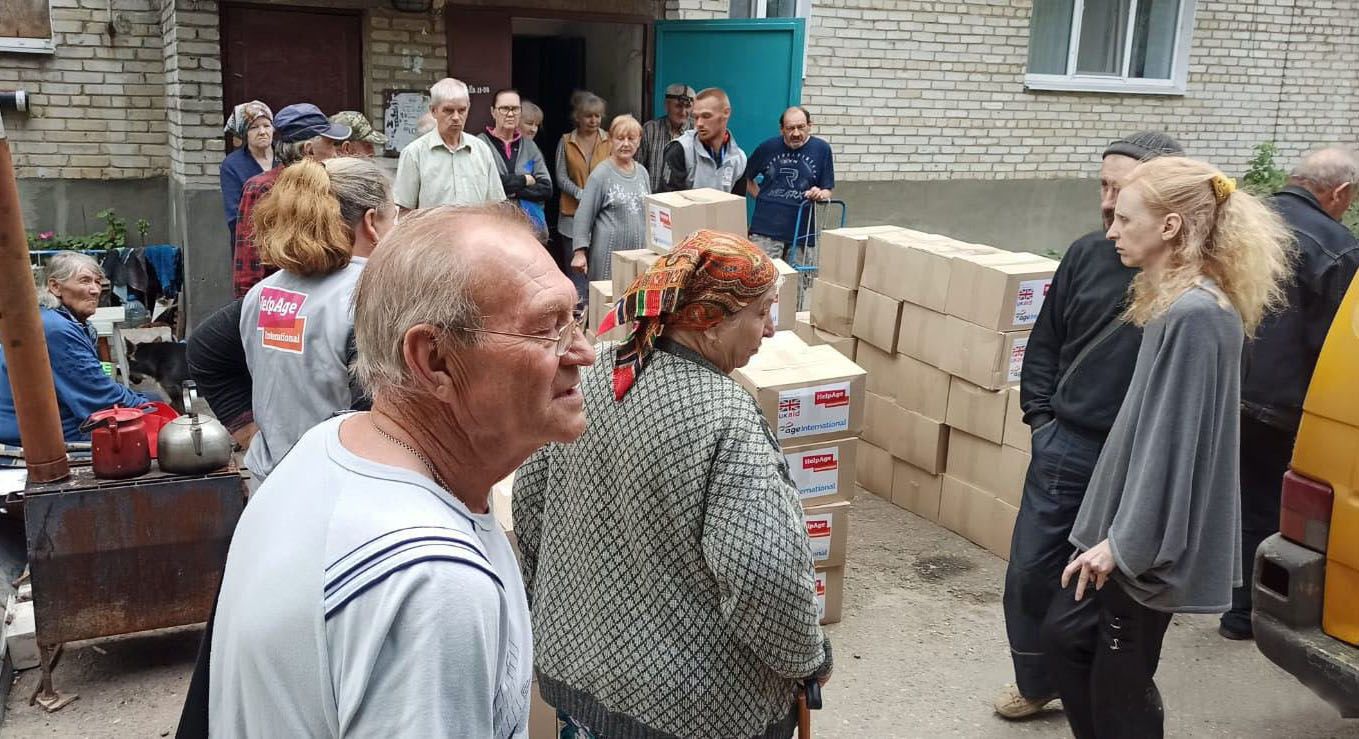 Громади демонструють згуртованість і незламність духу