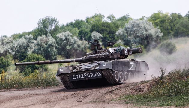 Влучно знищують командні пункти та склади 