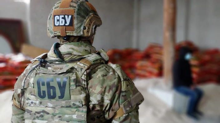 Шукають злочинців та агентів ворога