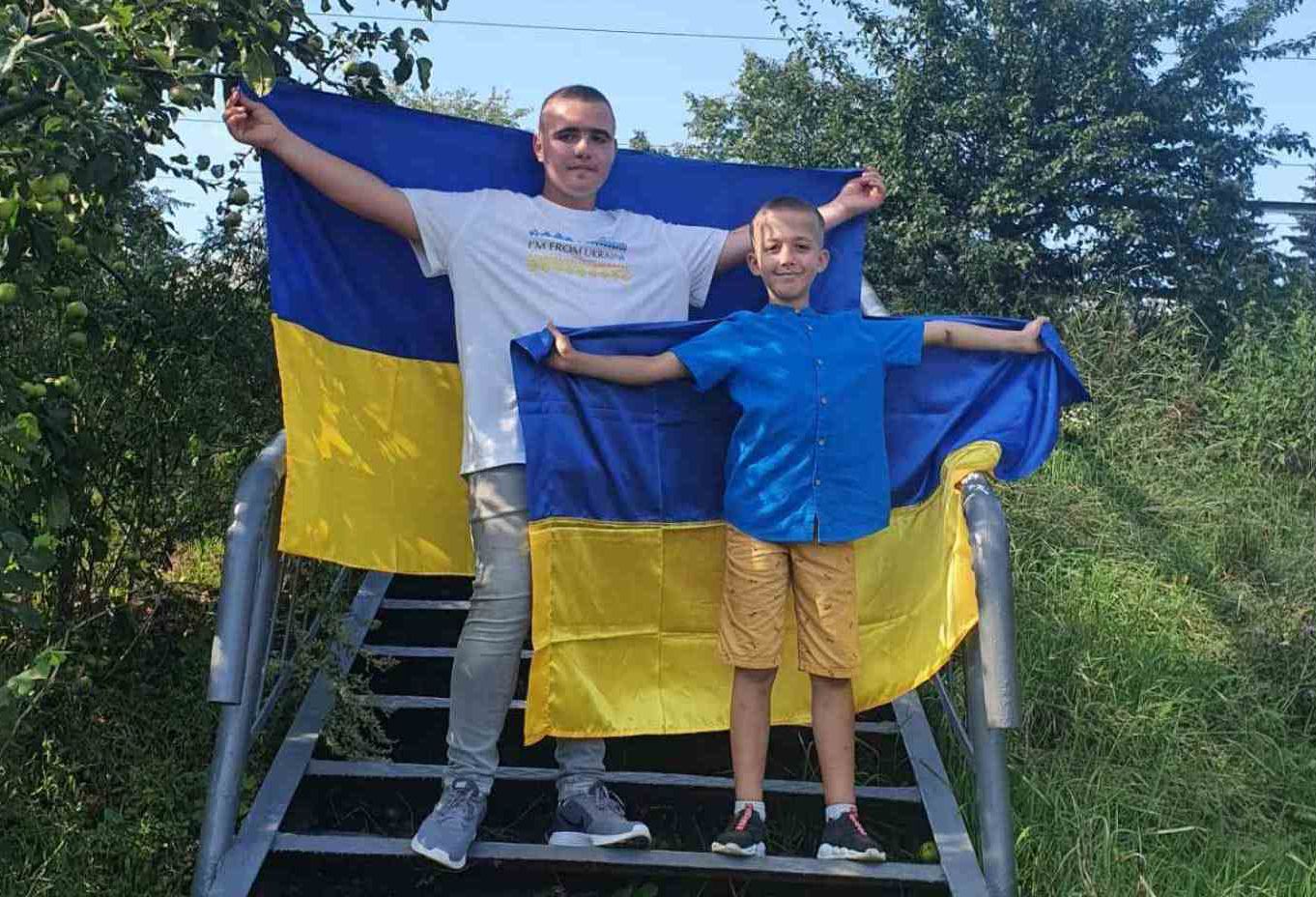 «Купіть у нас квіти — гроші йдуть на ЗСУ»