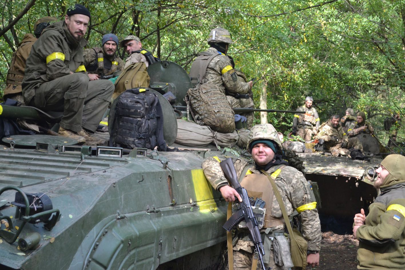 Крок за кроком, містечко за містечком