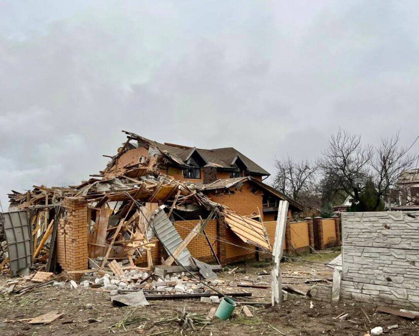 У Дніпрі внаслідок ракетного удару кількість поранених зросла до 13 осіб